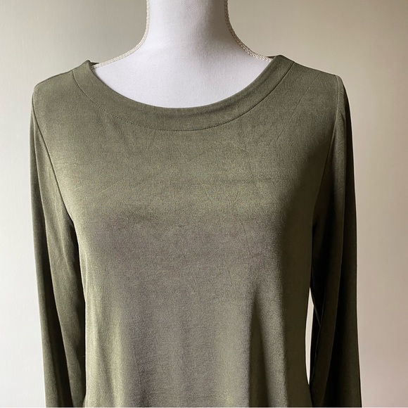 Chico's Traveler’s Tank Top Shirt Size 1 Medium 8 Chicos Olive green 3/4 sleeves - Picture 4 of 15